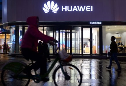 Huawei Trump fa un passo indietro
