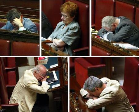 Parlamentari italiani sonno