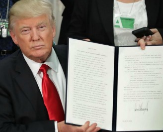 Trump ha firmato